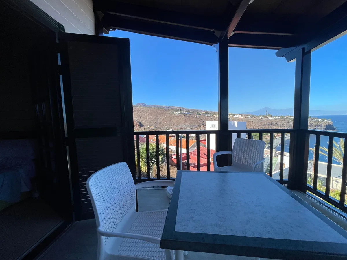 Terraza privada con vistas al mar y al Teide